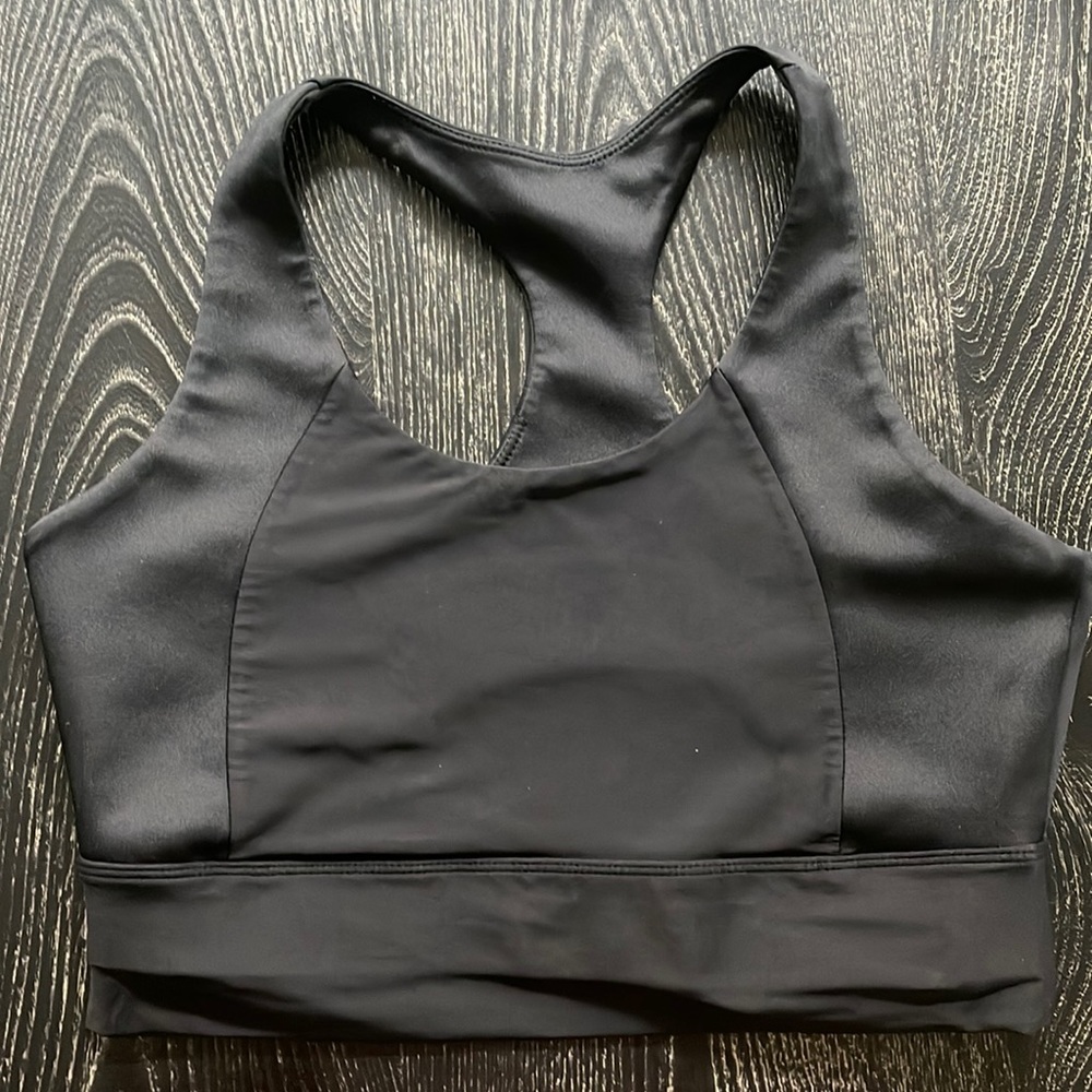 Fabletics sports bra size 10. Black. Like new.